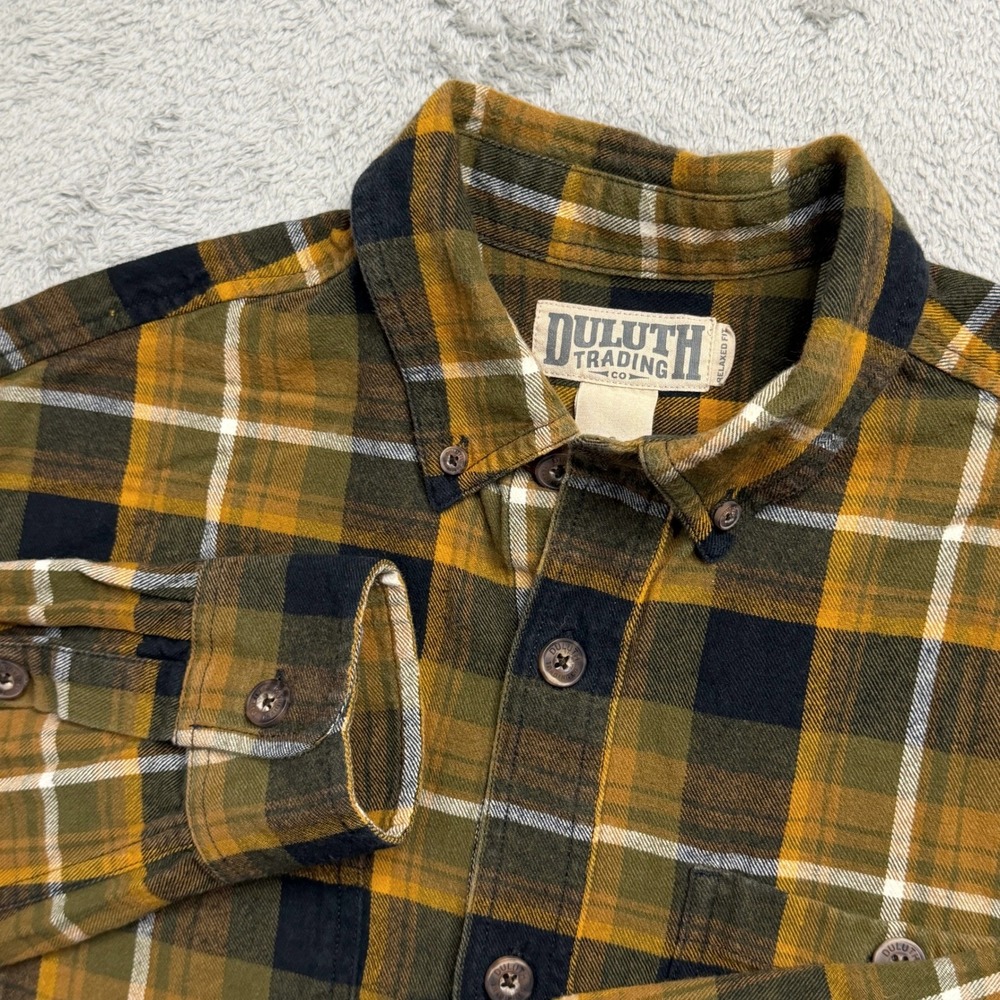 Duluth Trading Co Mens Small Relaxed Fit Flannel Shirt Plaid Olive Gold Navy